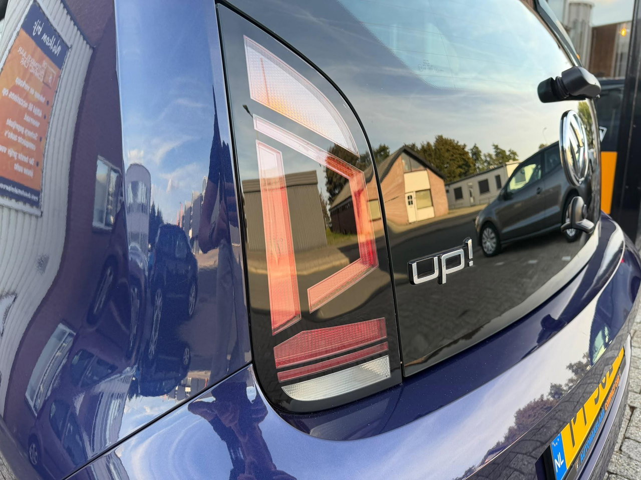 Volkswagen up!