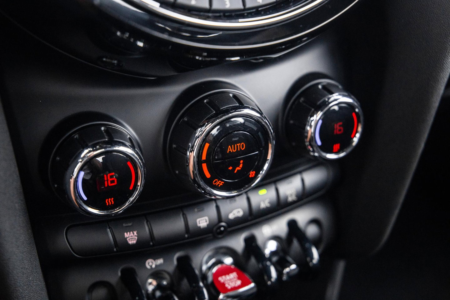 MINI 5-Deurs 1.5 One Chili AIRCO / 5 DEURS / GREY / PERFECT ONDERHOUDEN / BENZINE