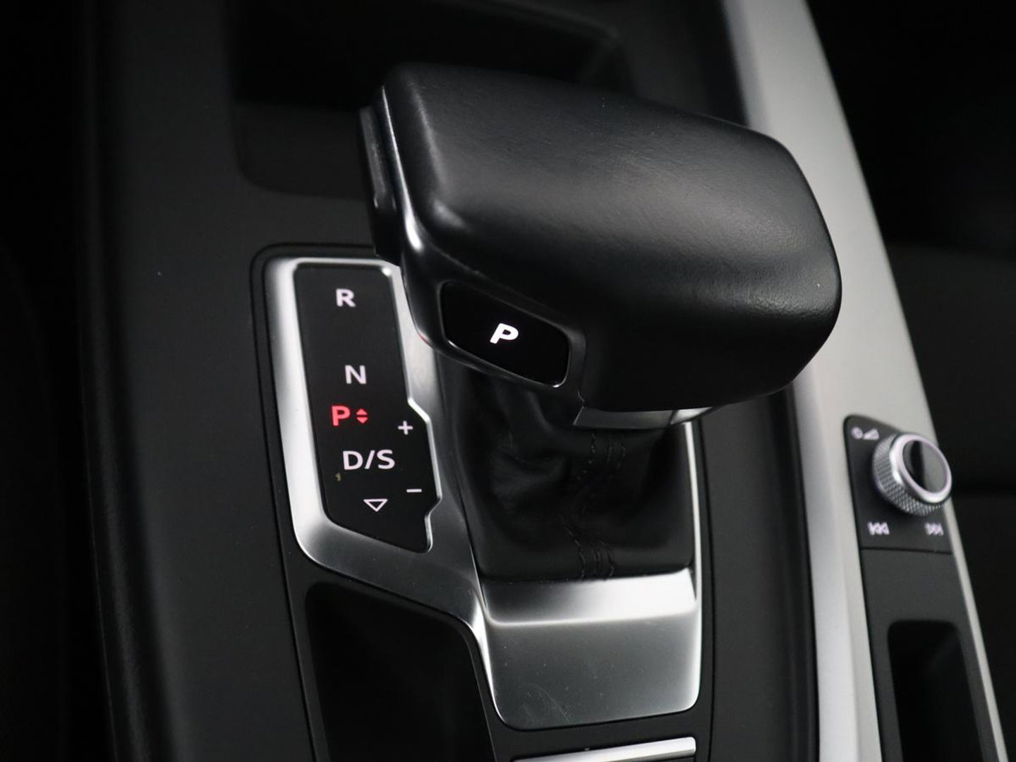 Audi A4 Limousine 35 TFSI Pro Line