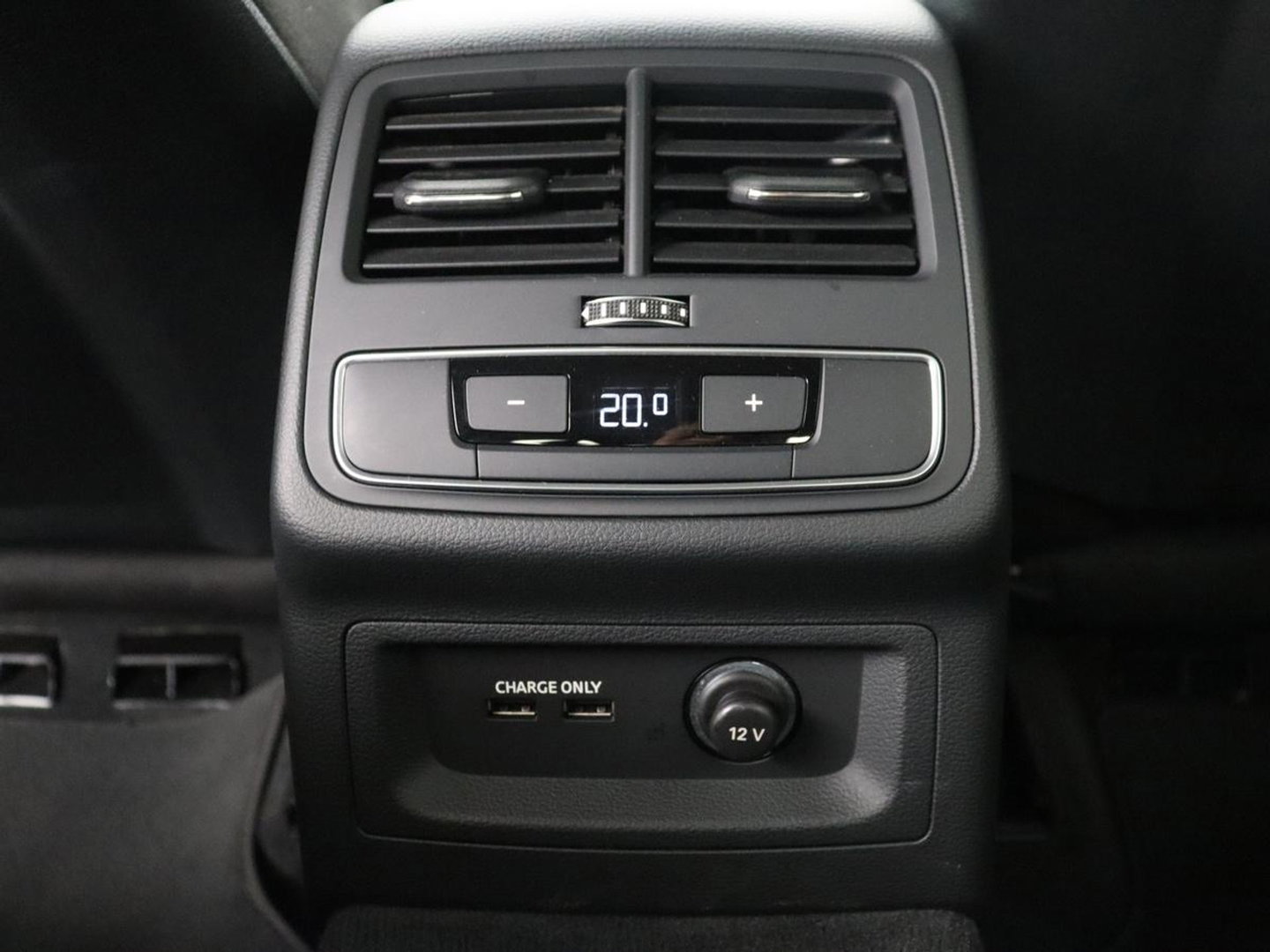 Audi A4 Limousine 35 TFSI Pro Line