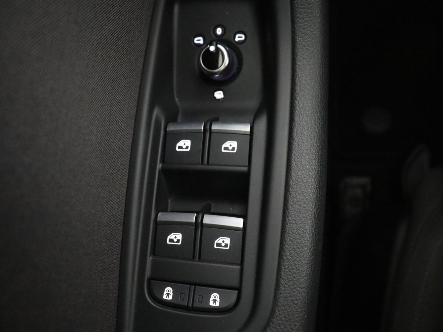 Audi A4 Limousine 35 TFSI Pro Line