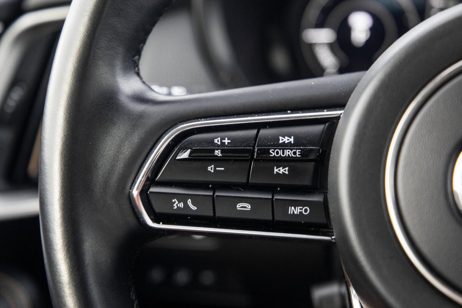 Mazda CX-60 2.5 e-SkyActiv PHEV Homura / STOELVERWARMING + KOELING / CARPLAY / ADAPTIVE CRUISE