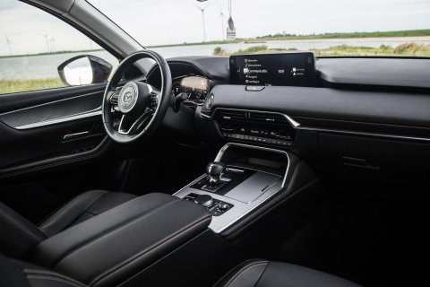 Mazda CX-60 2.5 e-SkyActiv PHEV Homura / STOELVERWARMING + KOELING / CARPLAY / ADAPTIVE CRUISE