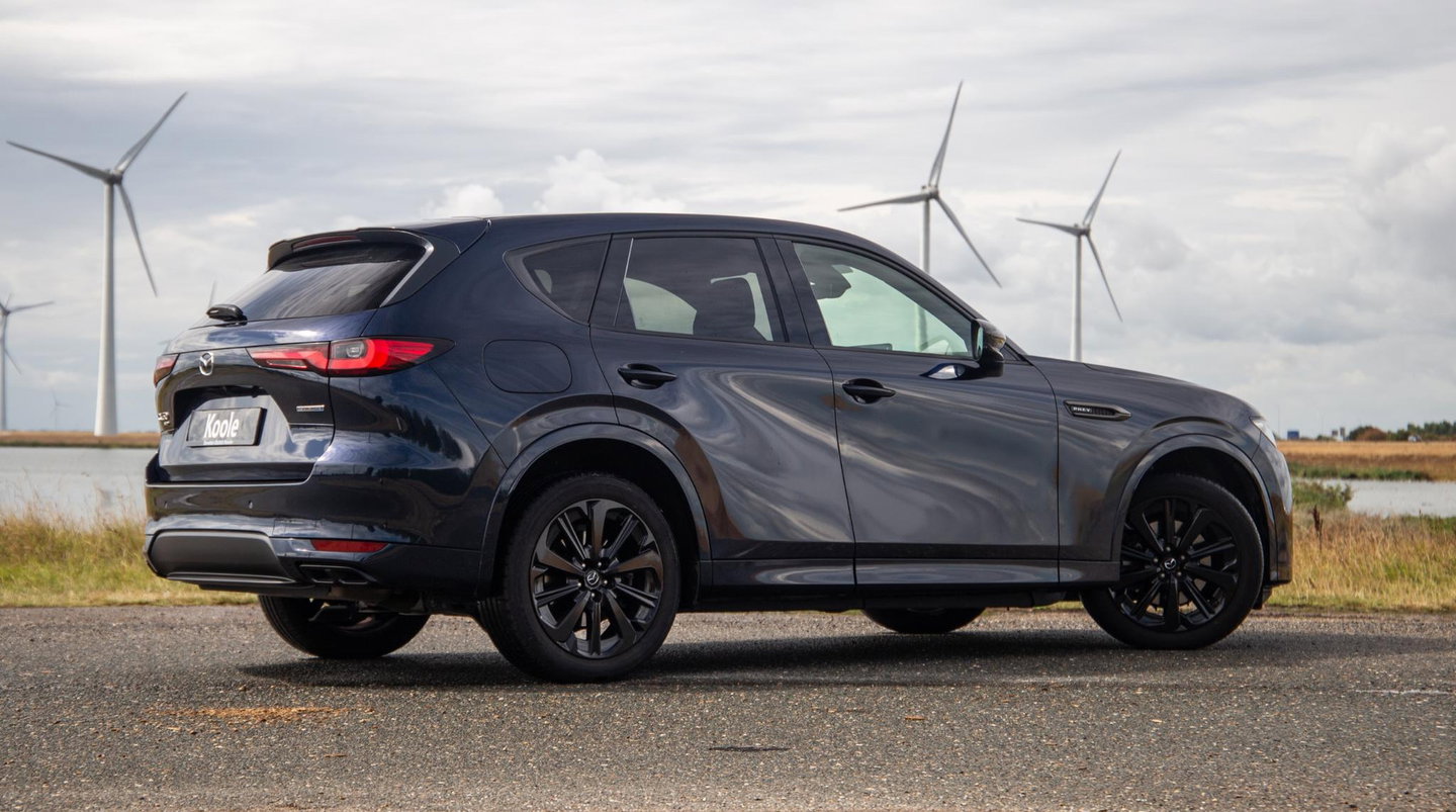 Mazda CX-60 2.5 e-SkyActiv PHEV Homura Plus 360 CAMERA / PANORAMA DAK / TREKHAAK / CARPLAY / DEALER AUTO / STOELKOELING