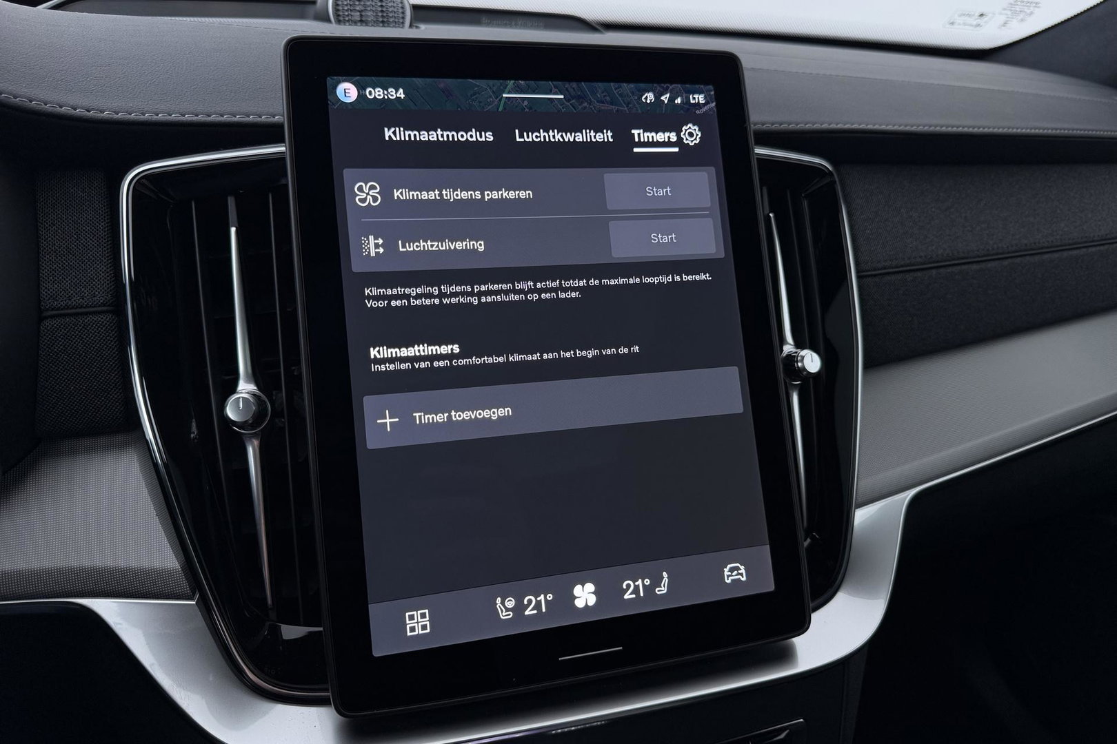Volvo XC90 T8 Ultra Black Edition | Luchtvering | B&W | Stoelventilatie | 22 inch | Pilot Assist