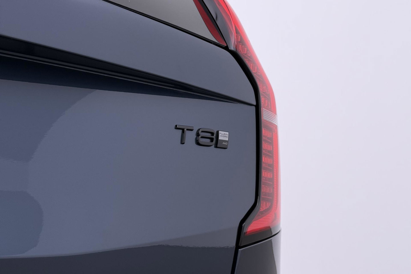 Volvo XC90 T8 Ultra Black Edition | Luchtvering | B&W | Stoelventilatie | 22 inch | Pilot Assist