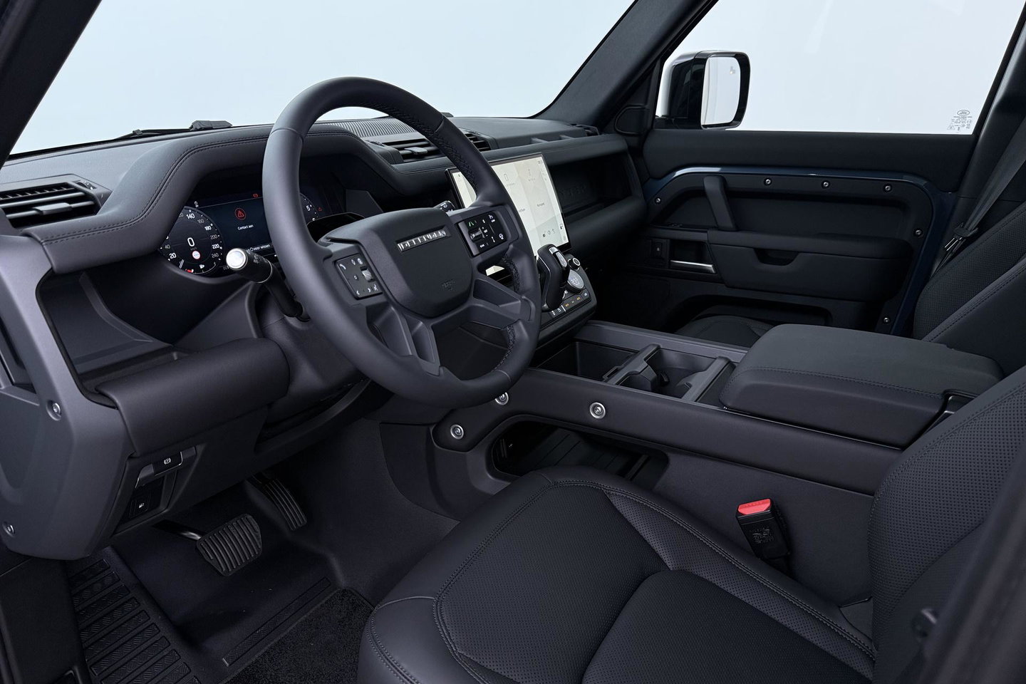 Land Rover Defender 110 P300e X-Dynamic SE | FACELIFT | Luchtvering | ClearSight | Black Pack | Panoramadak | Trekhaak | 360° Camera | Koelbox | ACC