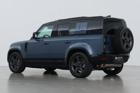 Land Rover Defender 110 P300e X-Dynamic SE | FACELIFT | Luchtvering | ClearSight | Black Pack | Panoramadak | Trekhaak | 360° Camera | Koelbox | ACC