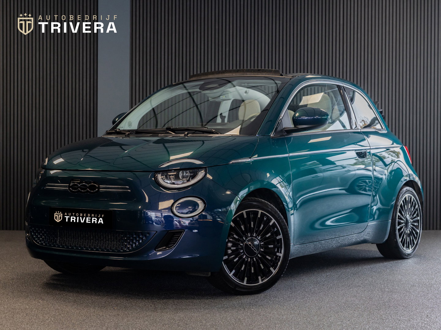 Fiat 500 La Prima cabrio 42 kWh l SoH 95% l AUT.l 360° camera l Stoel verwarming l Leder l CARPLAY l BTW - auto l Dealer onderh.
