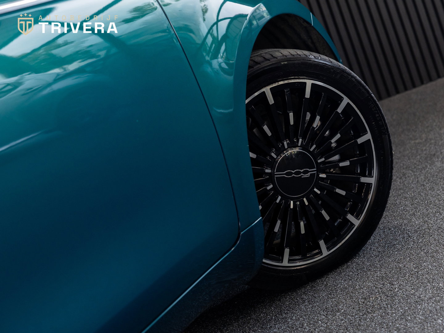 Fiat 500 La Prima cabrio 42 kWh l SoH 95% l AUT.l 360° camera l Stoel verwarming l Leder l CARPLAY l BTW - auto l Dealer onderh.