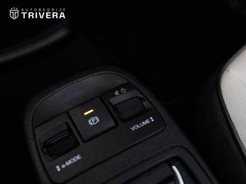 Fiat 500 La Prima cabrio 42 kWh l SoH 95% l AUT.l 360° camera l Stoel verwarming l Leder l CARPLAY l BTW - auto l Dealer onderh.