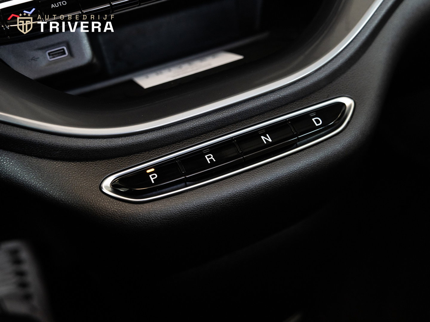 Fiat 500 La Prima cabrio 42 kWh l SoH 95% l AUT.l 360° camera l Stoel verwarming l Leder l CARPLAY l BTW - auto l Dealer onderh.