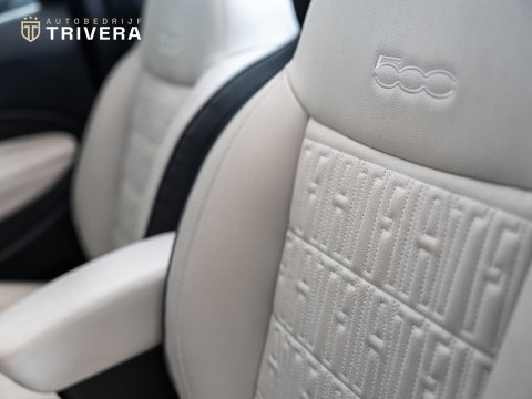 Fiat 500 La Prima cabrio 42 kWh l SoH 95% l AUT.l 360° camera l Stoel verwarming l Leder l CARPLAY l BTW - auto l Dealer onderh.