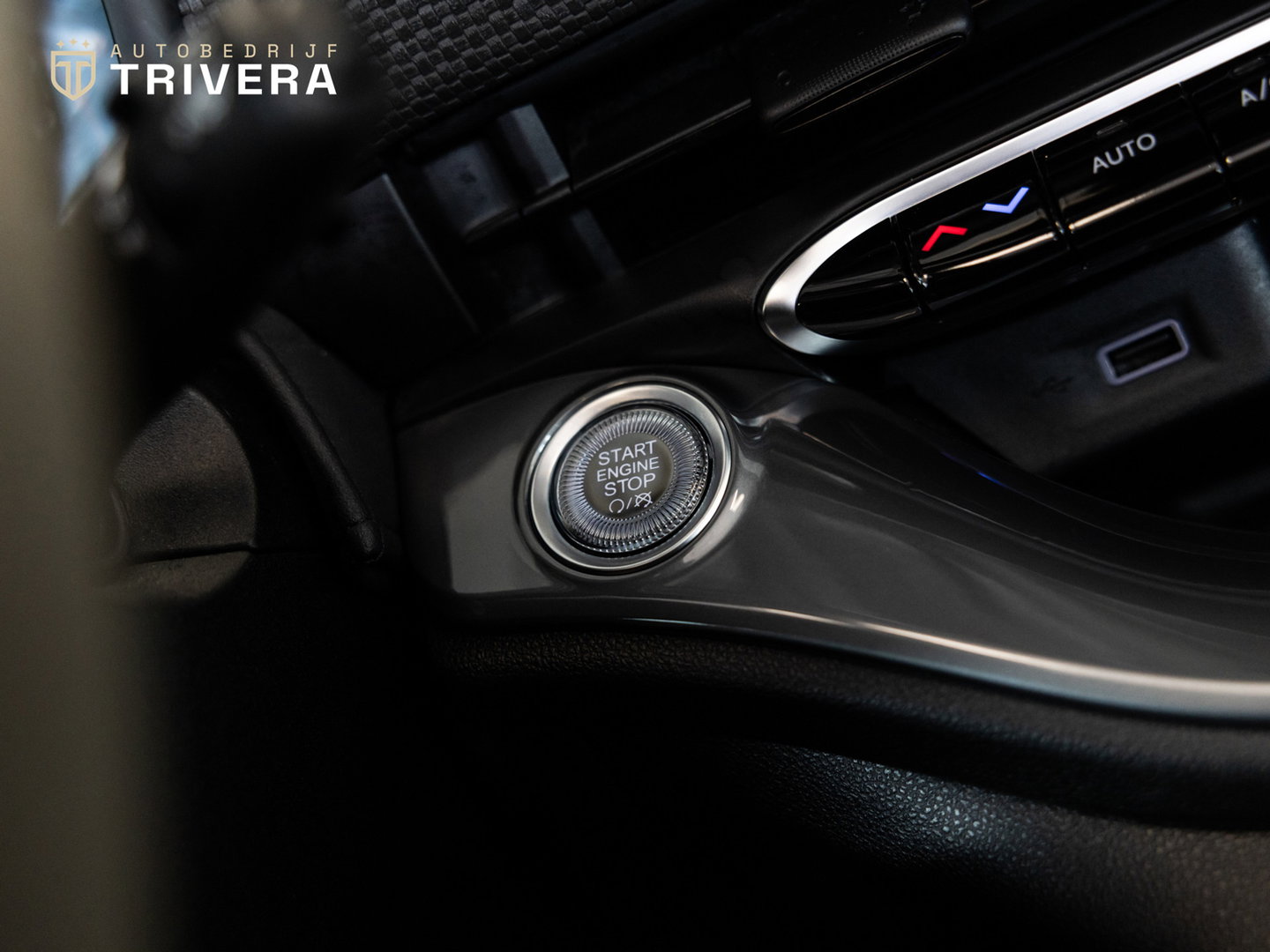 Fiat 500 La Prima cabrio 42 kWh l SoH 95% l AUT.l 360° camera l Stoel verwarming l Leder l CARPLAY l BTW - auto l Dealer onderh.