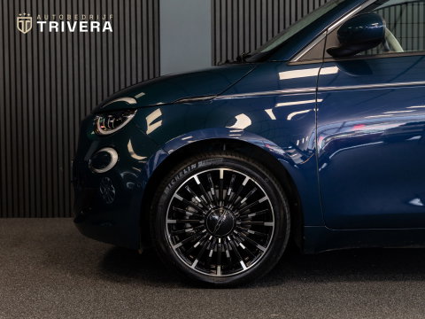 Fiat 500 La Prima cabrio 42 kWh l SoH 95% l AUT.l 360° camera l Stoel verwarming l Leder l CARPLAY l BTW - auto l Dealer onderh.