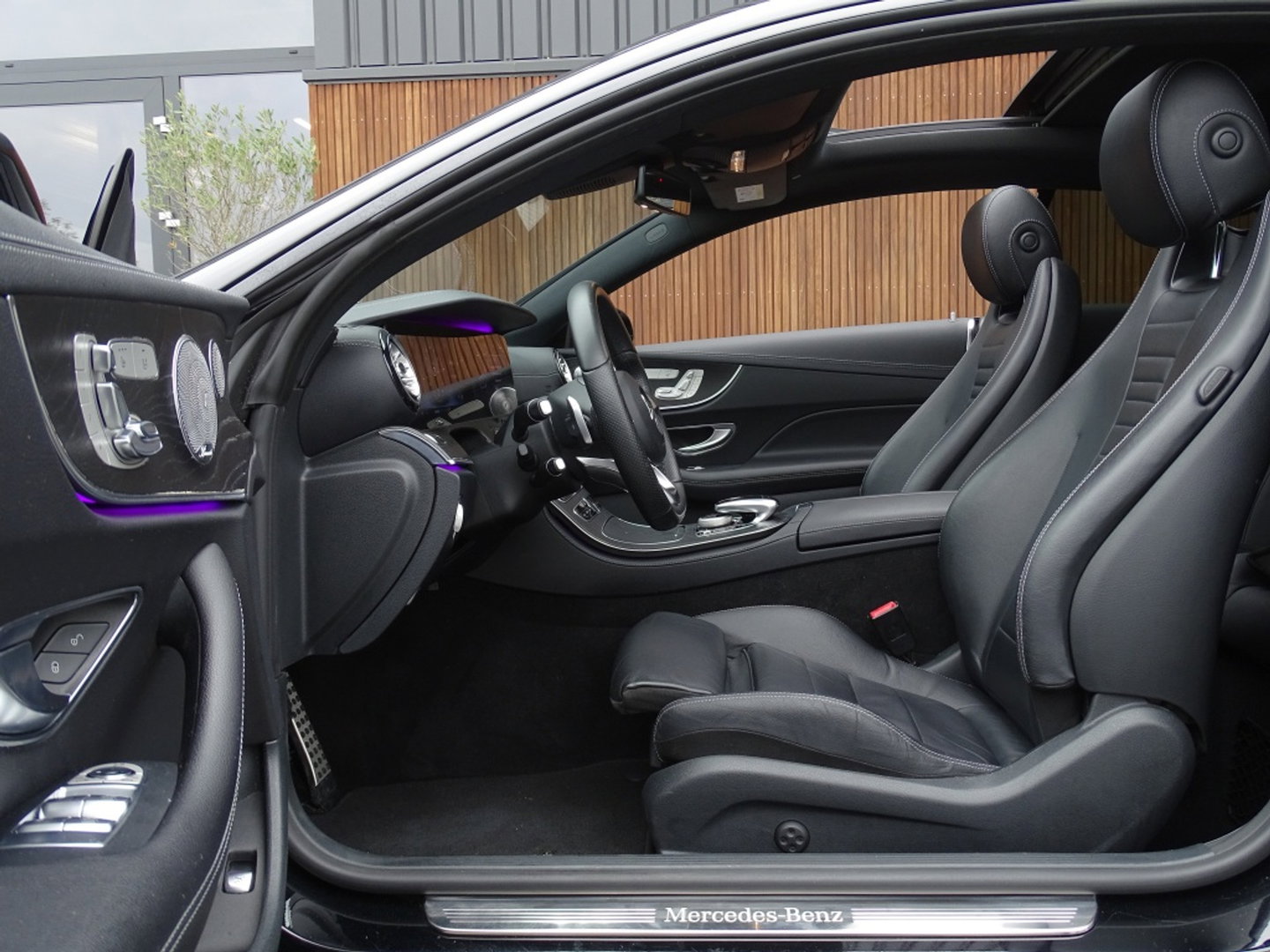 Mercedes-Benz E-Klasse Coupé 400 4 Matic 334PK AMG Edition 1 / Burmester *NAP*