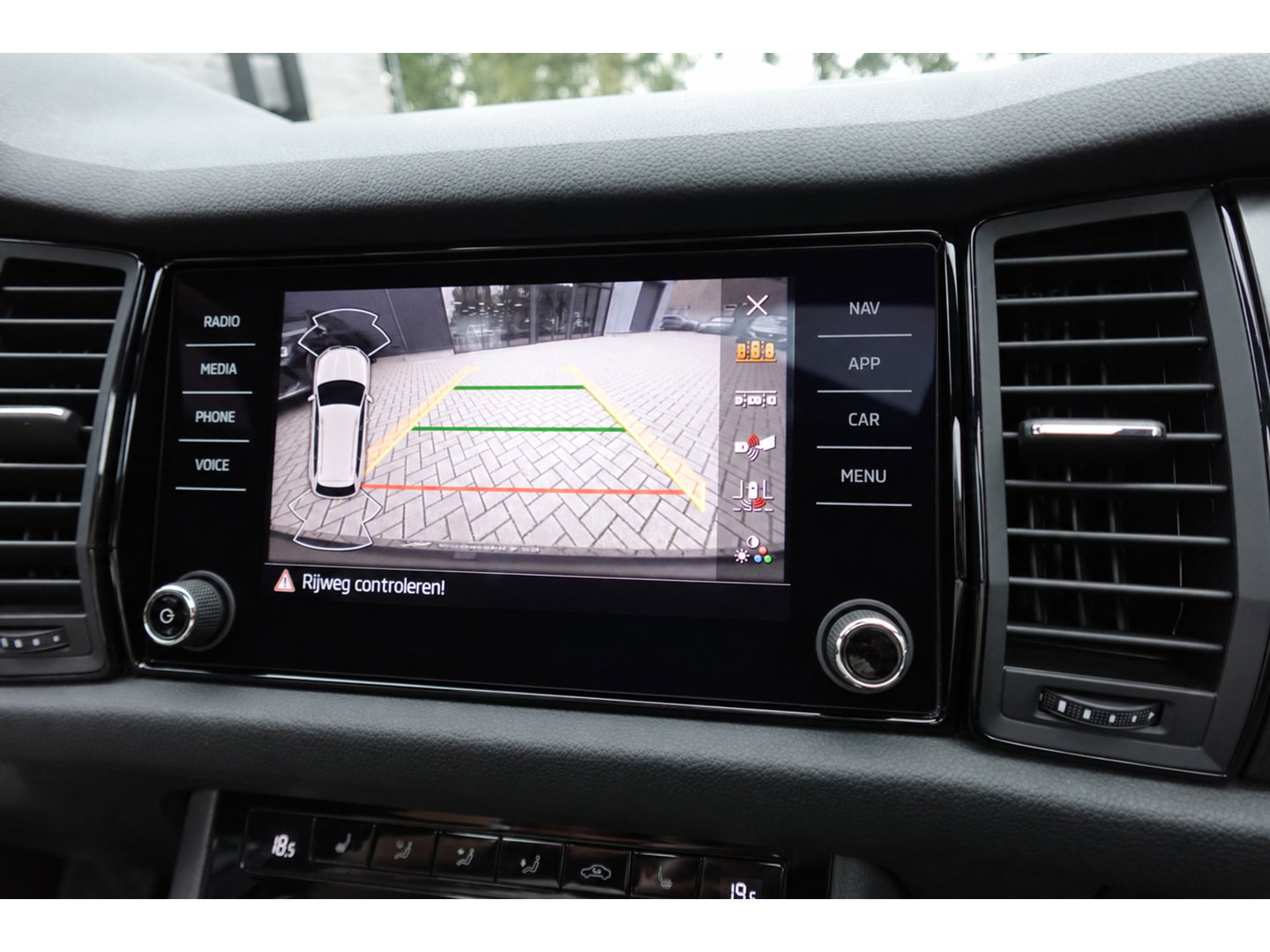 Škoda Kodiaq 1.5 TSI Sportline Edition Plus PANO CAM MEMORY
