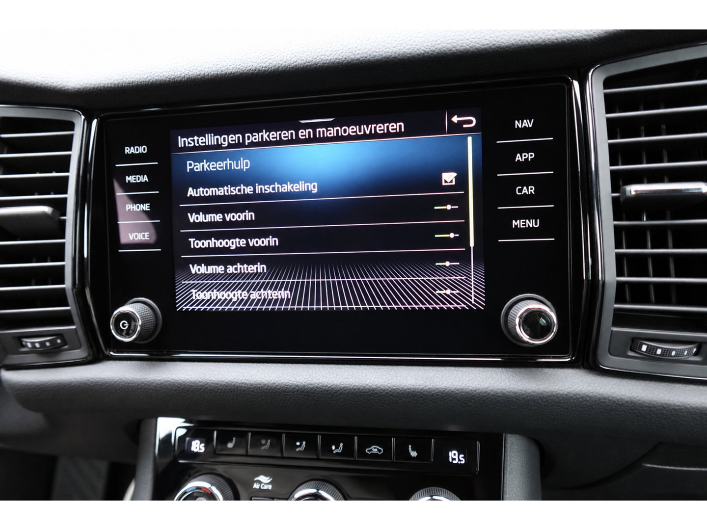 Škoda Kodiaq 1.5 TSI Sportline Edition Plus PANO CAM MEMORY