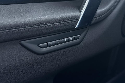 Land Rover Discovery Sport P300e Dynamic SE | Panoramadak | 19 inch | Trekhaak | Camera