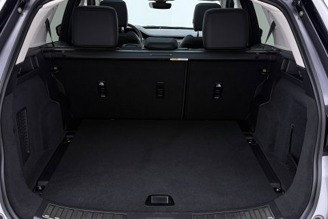 Land Rover Discovery Sport P300e Dynamic SE | Panoramadak | 19 inch | Trekhaak | Camera