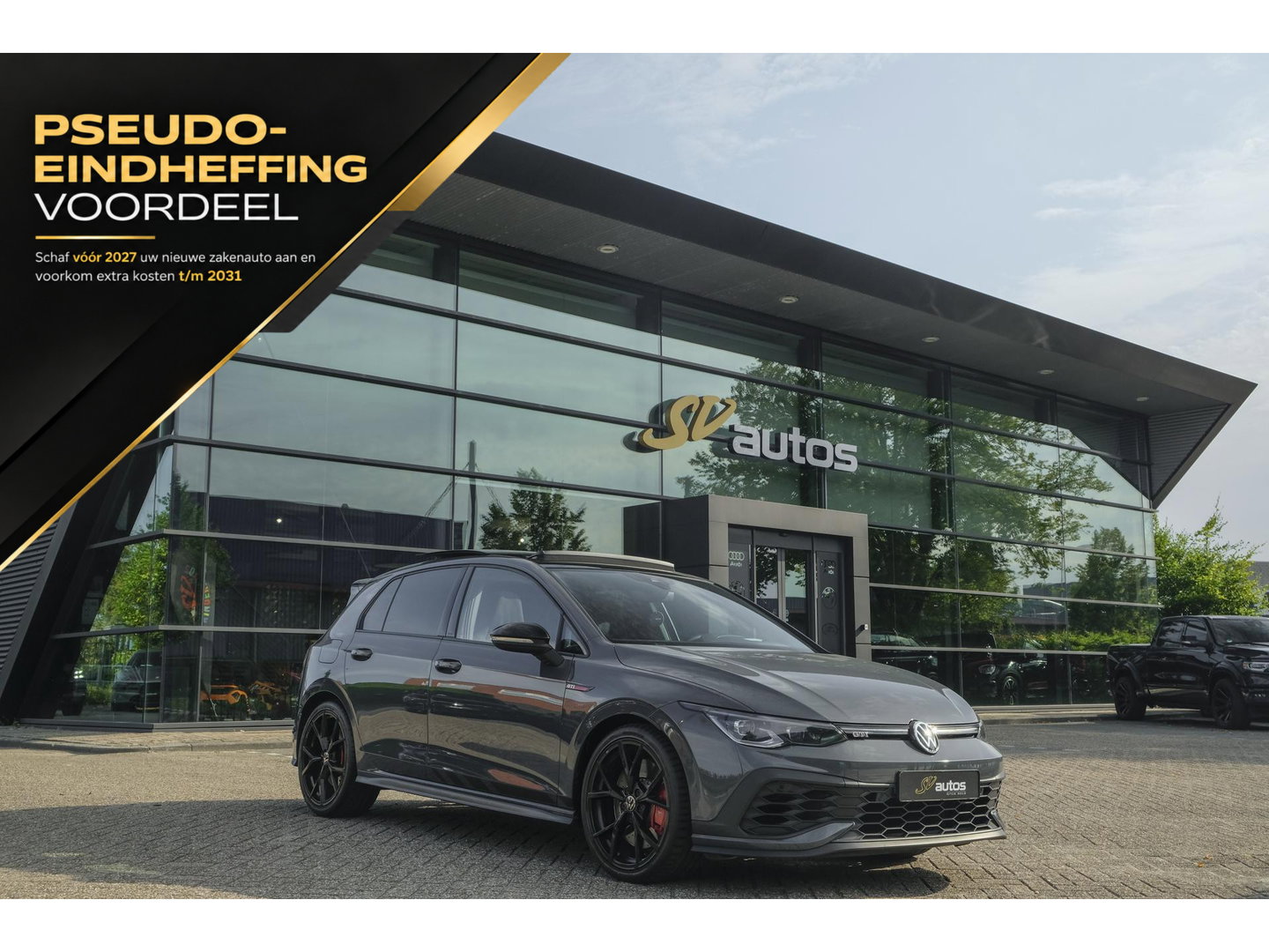 Volkswagen Golf 8 GTI Clubsport 2.0 TSI 300pk Panoramadak IQ light Camera 19" LMV