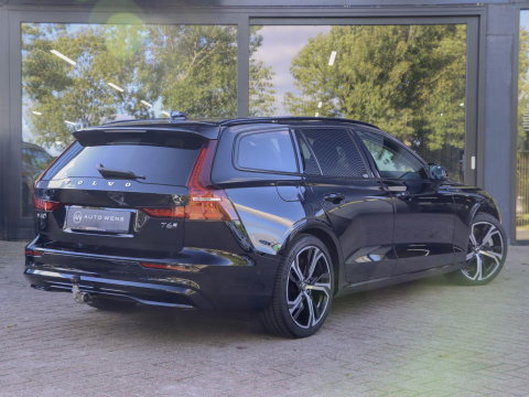 Volvo V60 T6 PHEV 350PK AWD Plus Dark Trekh. 19'' Leer Harman Kardon Thor Lights