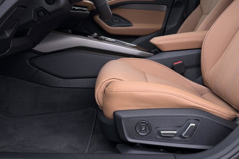 Audi A6 Pro Line Competition Quattro | Sportstoelen Plus | Luchtvering | Passenger Display | Massage+Ventilatie | 20 Inch