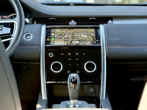 Land Rover Discovery Sport P300e 1.5 R-Dynamic SE |Pano|ACC|Leer|Meridian|Memory|Winterpakket|Sfeer|20"AllSeason