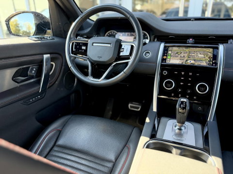 Land Rover Discovery Sport P300e 1.5 R-Dynamic SE |Pano|ACC|Leer|Meridian|Memory|Winterpakket|Sfeer|20"AllSeason