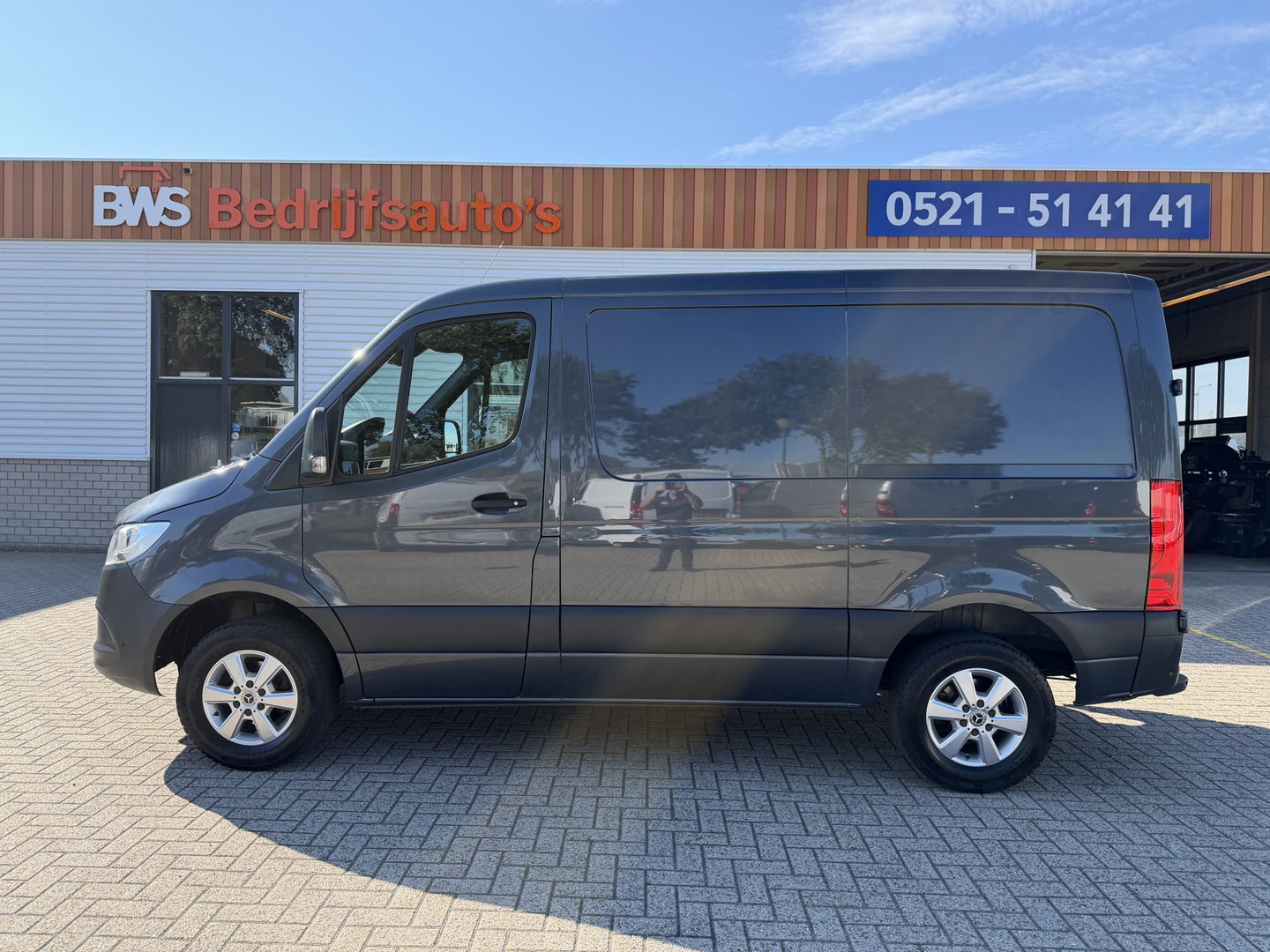 Mercedes-Benz Sprinter 314 2.2 CDI L1H1 Functional RWD / vaste prijs rijklaar € 19.950 ex btw / euro 6 / bpm vrij / lease vanaf € 336 / camera / climate control / trekhaak / grijs metallic !