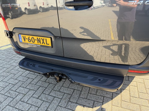 Mercedes-Benz Sprinter 314 2.2 CDI L1H1 Functional RWD / vaste prijs rijklaar € 19.950 ex btw / euro 6 / bpm vrij / lease vanaf € 336 / camera / climate control / trekhaak / grijs metallic !