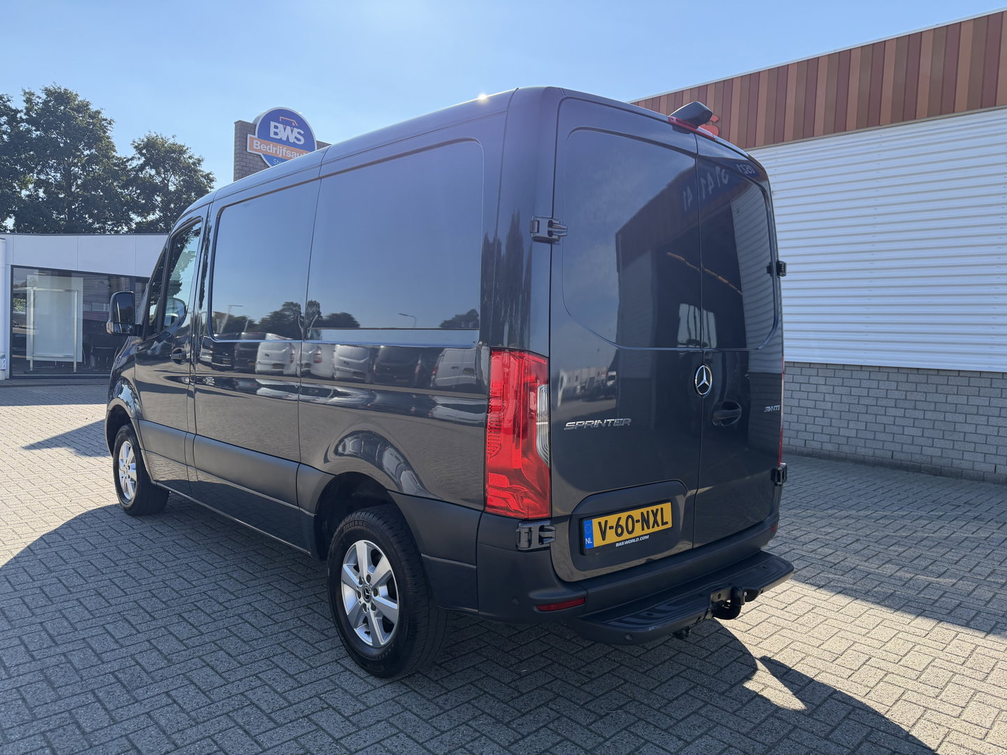 Mercedes-Benz Sprinter 314 2.2 CDI L1H1 Functional RWD / vaste prijs rijklaar € 19.950 ex btw / euro 6 / bpm vrij / lease vanaf € 336 / camera / climate control / trekhaak / grijs metallic !