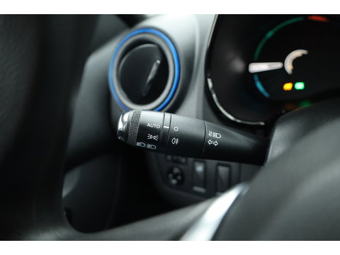 Dacia Spring Comfort 27 kWh | SOH 90% | Rijklaar! | All Season | Bluetooth | Airco | 14''