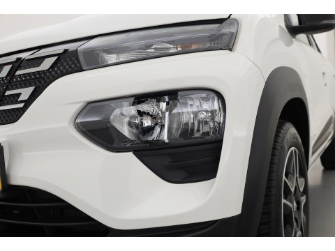 Dacia Spring Comfort 27 kWh | SOH 90% | Rijklaar! | All Season | Bluetooth | Airco | 14''