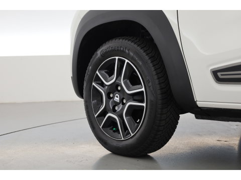 Dacia Spring Comfort 27 kWh | SOH 90% | Rijklaar! | All Season | Bluetooth | Airco | 14''