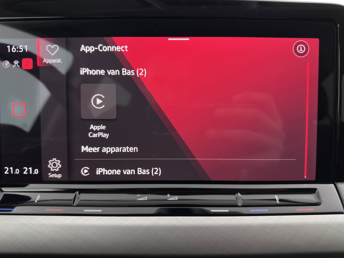 Volkswagen Golf 1.0 TSI Life *FULL-LED | ADAPTIVE-CRUISE | DIGI-COCKPIT | NAVI-FULLMAP | AMBIENT-LIGHT | COMFORT-SEATS | CAMERA | KEYLESS | DAB+ | PRIVACY-GLASS | ECC | PDC | 17''ALU*
