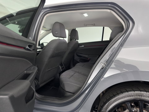 Volkswagen Golf 1.0 TSI Life *FULL-LED | ADAPTIVE-CRUISE | DIGI-COCKPIT | NAVI-FULLMAP | AMBIENT-LIGHT | COMFORT-SEATS | CAMERA | KEYLESS | DAB+ | PRIVACY-GLASS | ECC | PDC | 17''ALU*