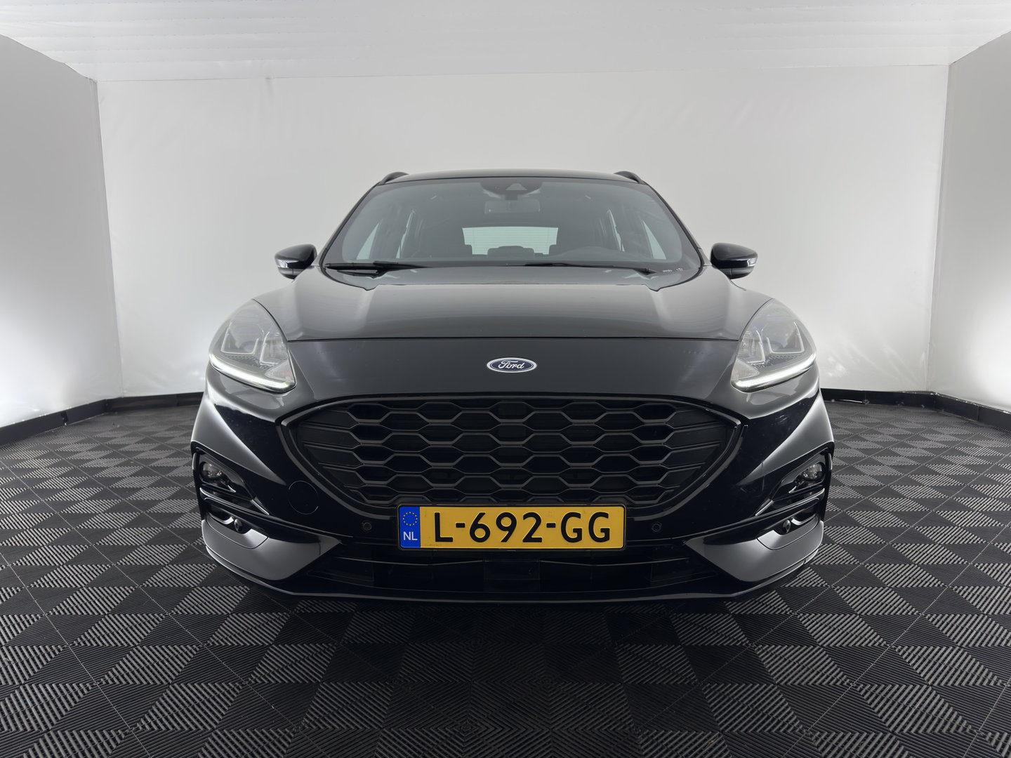 Ford Kuga 1.5 EcoBoost ST-Line (INCL.BTW) *FULL-LED | DIGI-COCKPIT | KEYLESS | DAB | CAMERA | CARPLAY | NAVI-FULLMAP | SPORTSEATS | PRIVACY-GLASS | 18"ALU | TOWBAR*