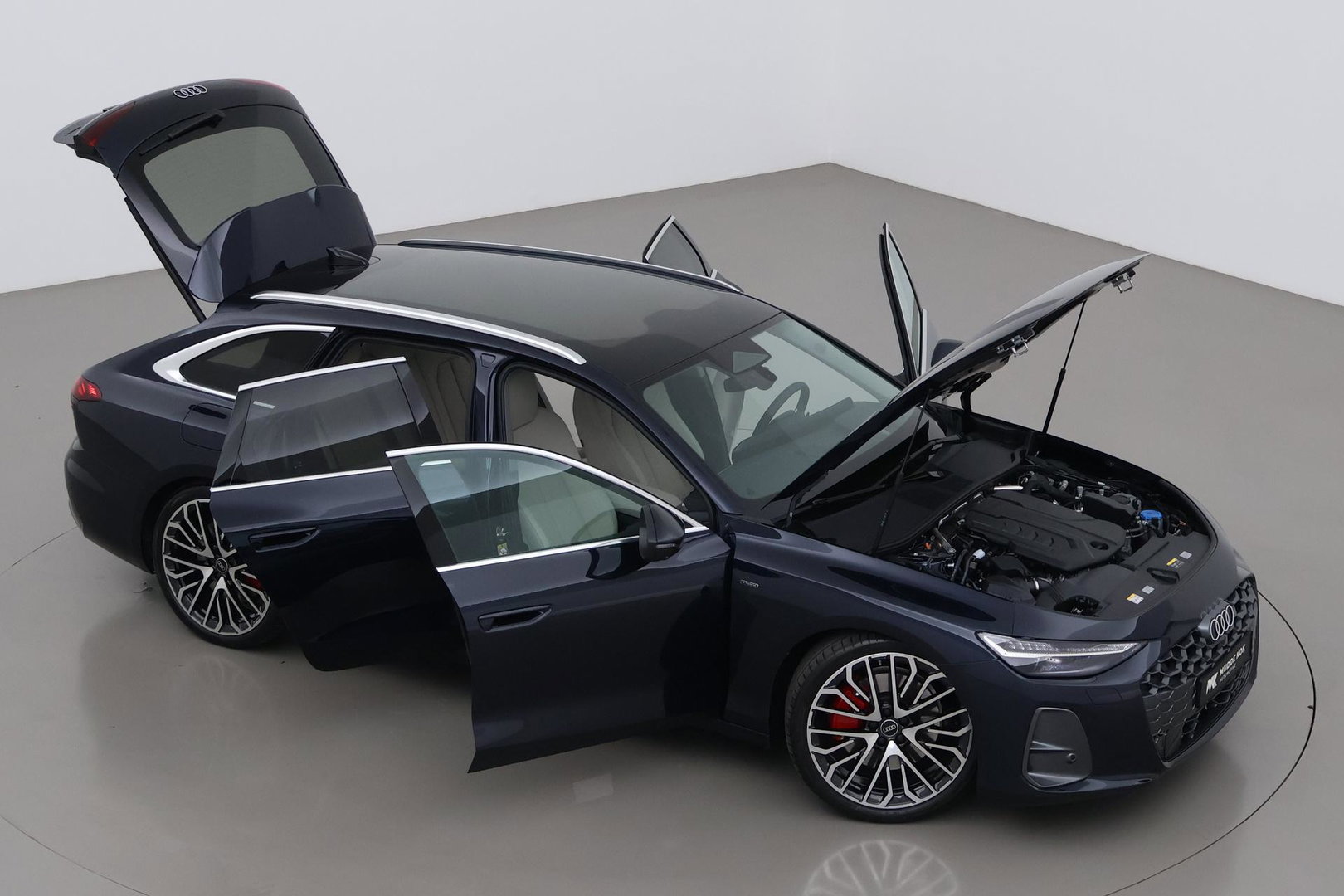Audi A6 Pro Line Competition Quattro | Luchtvering | Passenger Display | B&O | Panoramadak | 360° Camera | Stoelventilatie | Trekhaak | 21 Inch