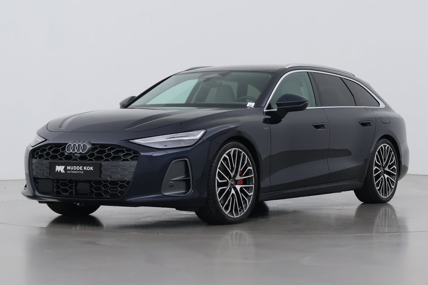 Audi A6 Pro Line Competition Quattro | Luchtvering | Passenger Display | B&O | Panoramadak | 360° Camera | Stoelventilatie | Trekhaak | 21 Inch