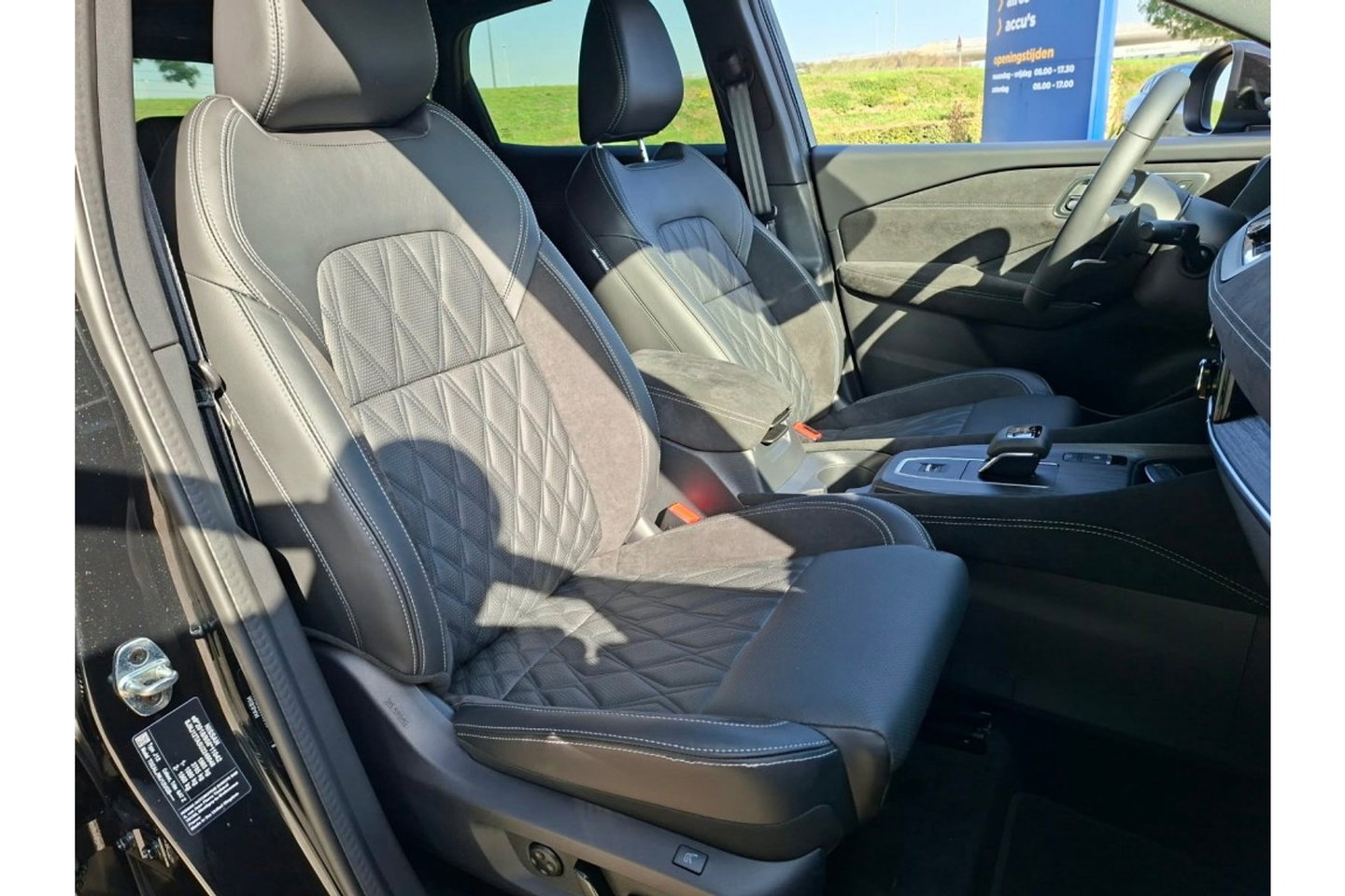 Nissan QASHQAI 1.3 MHEV X TEKNA PLUS AUTOMAAT PANO LMV WIDESCREEN