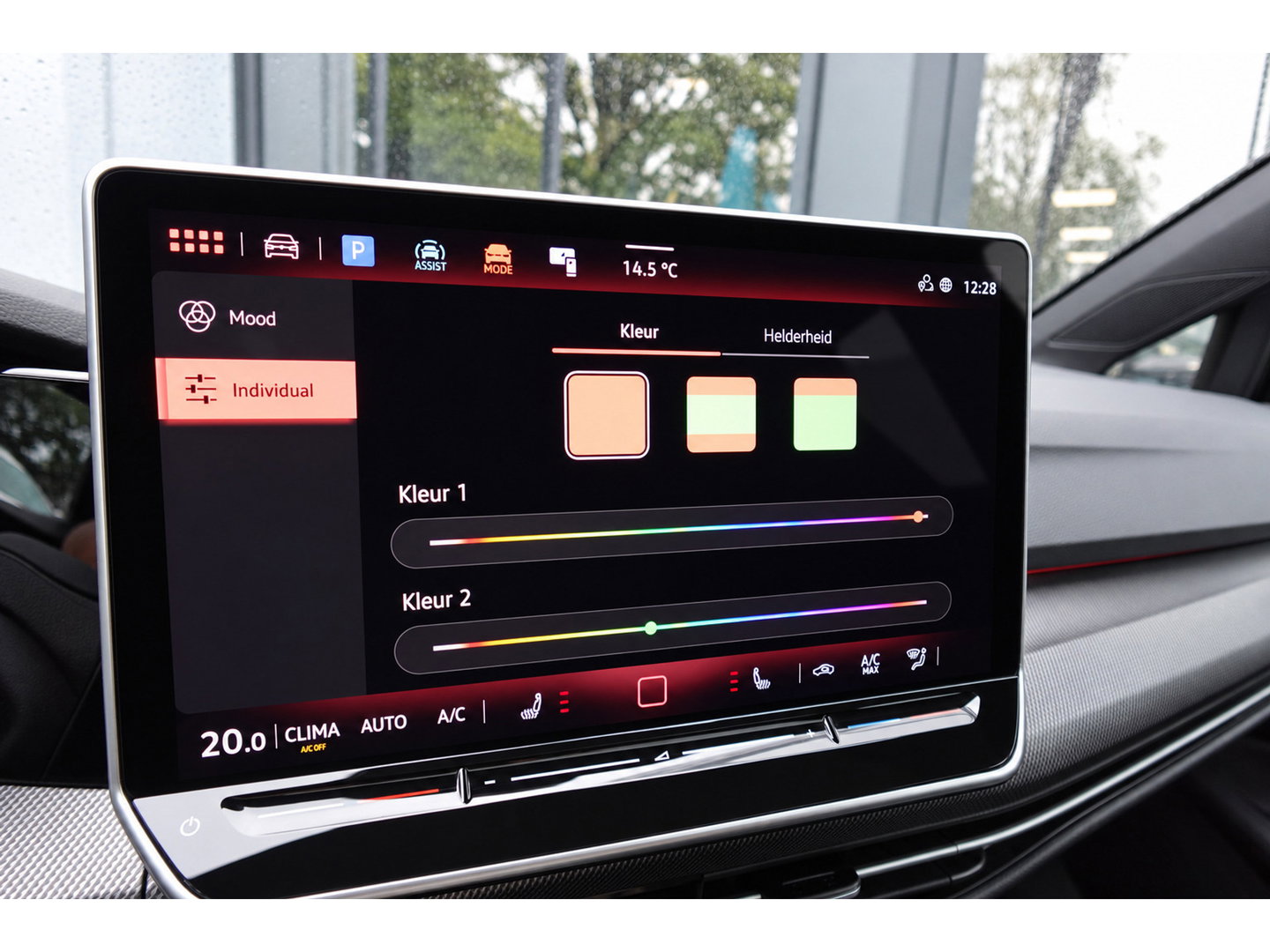 Volkswagen Golf 1.5 eTSI R-Line Edition PANO KEYLESS HUD