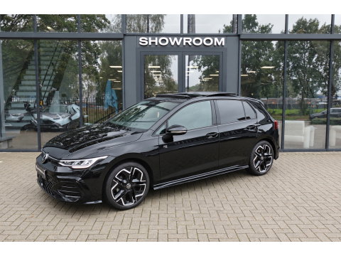 Volkswagen Golf 1.5 eTSI R-Line Edition PANO KEYLESS HUD