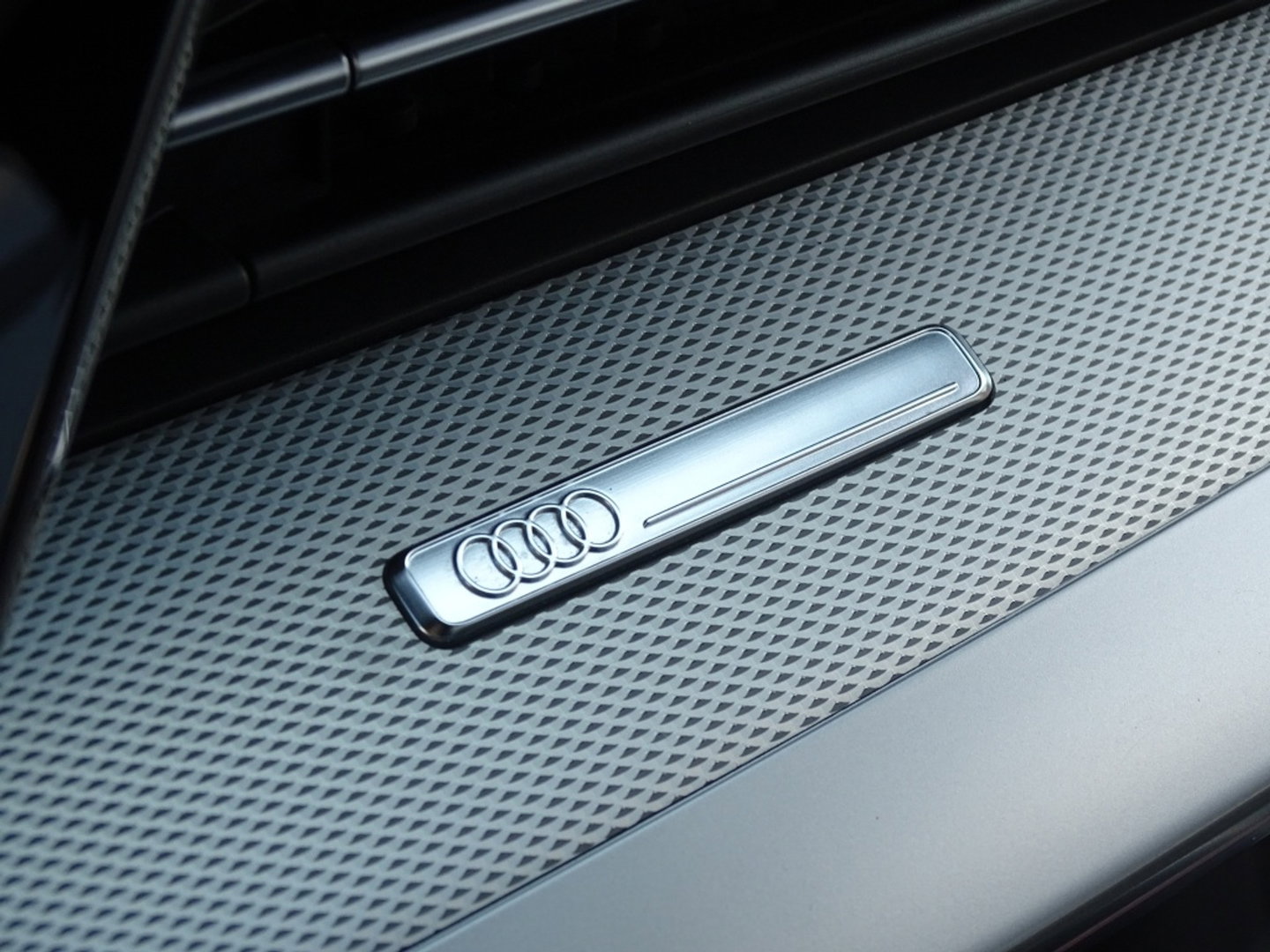 Audi A3 Sportback 35 TDI 150PK automaat / MMI / S-line / ACC / LED