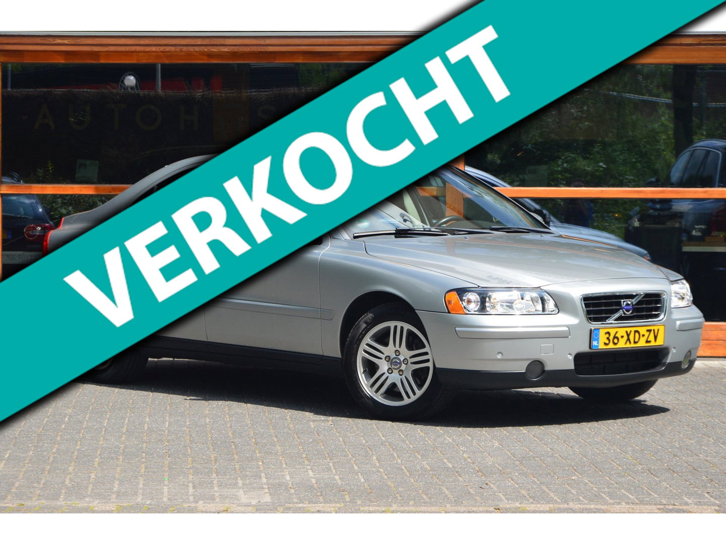 Volvo S60 5 Cilinder 2.0T Summum | Schuifdak | Perfect onderhouden | Benzine/LPG | Leer | Automaat | Cruise | Youngtimer