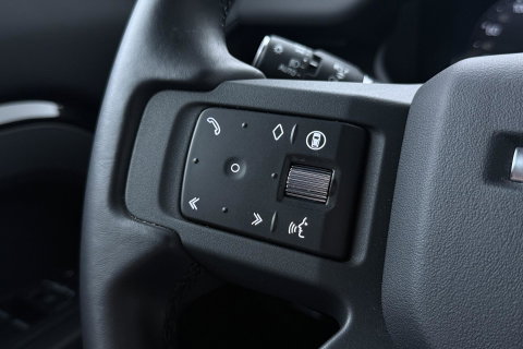 Land Rover Defender 110 P300e X-Dynamic HSE | Meridian Surround | ClearSight | Koelbox | Head-Up | Panoramadak | Trekhaak