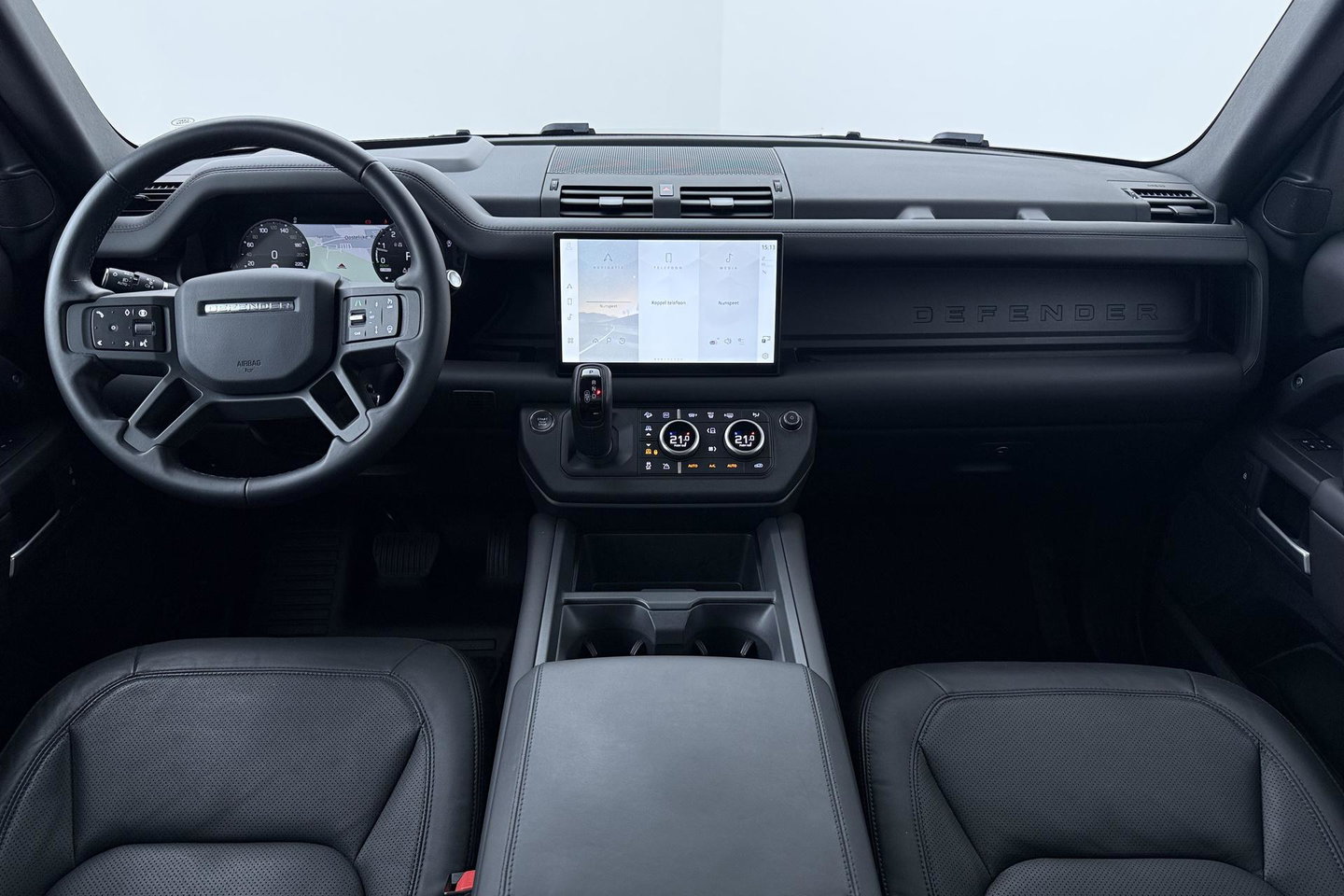 Land Rover Defender 110 P300e X-Dynamic HSE | Meridian Surround | ClearSight | Koelbox | Head-Up | Panoramadak | Trekhaak