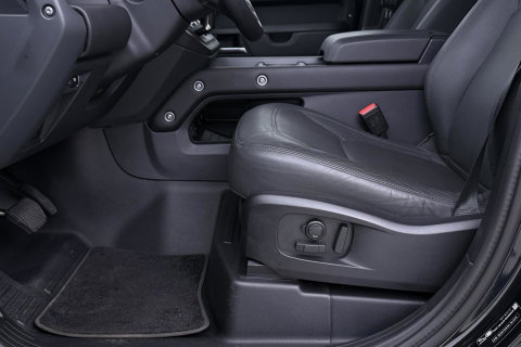 Land Rover Defender 110 P300e X-Dynamic HSE | Meridian Surround | ClearSight | Koelbox | Head-Up | Panoramadak | Trekhaak