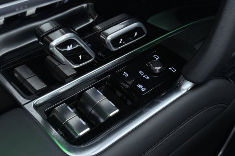Land Rover Range Rover 3.0 P550e Autobiography | Meridian Signature | ClearSight | Shadow Exterior Pack | Massage | 22 Inch