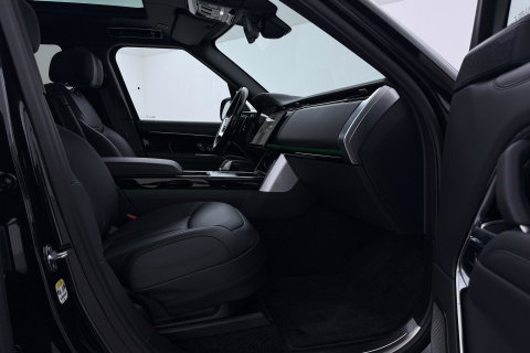 Land Rover Range Rover 3.0 P550e Autobiography | Meridian Signature | ClearSight | Shadow Exterior Pack | Massage | 22 Inch